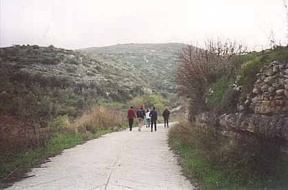 the Cyprus home educators group going for a walk in Kritou Terra