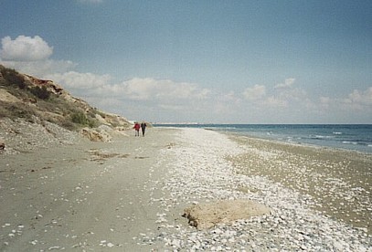 walk along the beach at Kiti